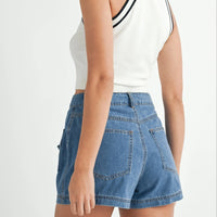 Halter Neck Contrast Knit Crop Top