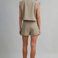 Chic Sleeveless Blazer Vest with Pleated Shorts Set