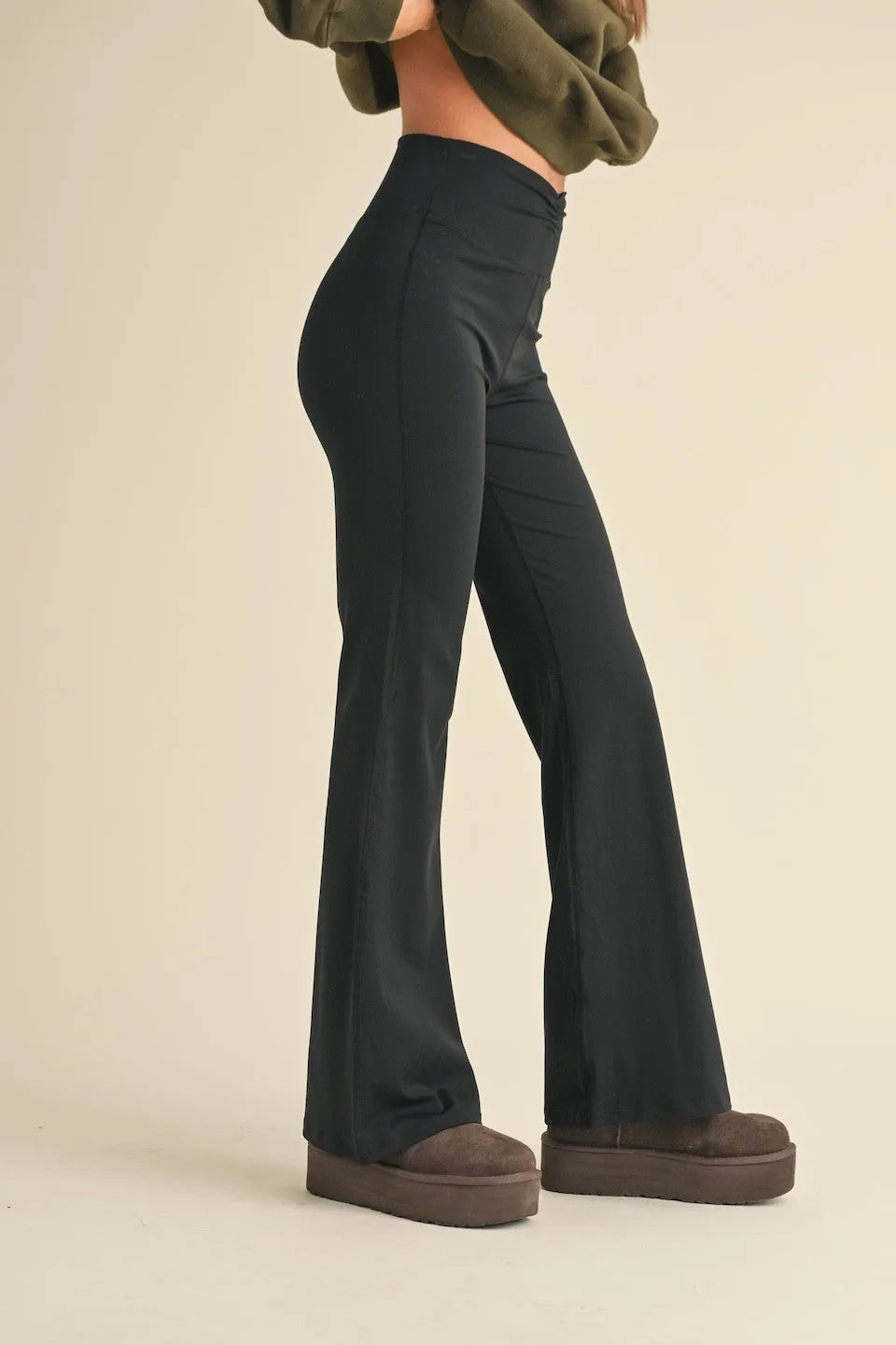 Ruched Waist Flare Leggings