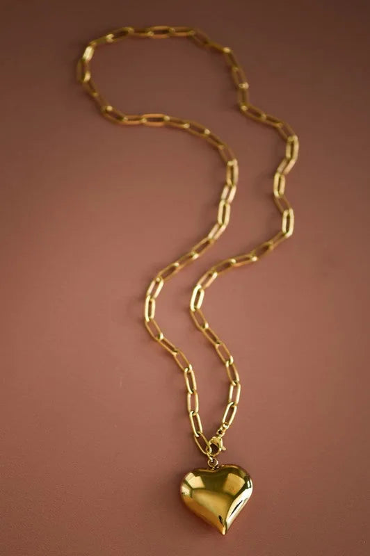 Big Heart Gold Necklace – 18K Gold-Plated Stainless Steel