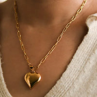 Big Heart Gold Necklace – 18K Gold-Plated Stainless Steel