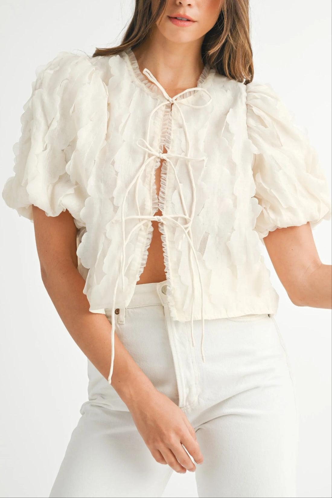 Textured Scallop Puff Sleeve Blouse Top