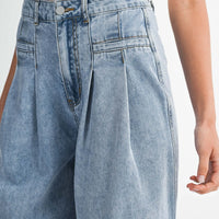 High-Waisted Pleated Wide-Leg Jeans