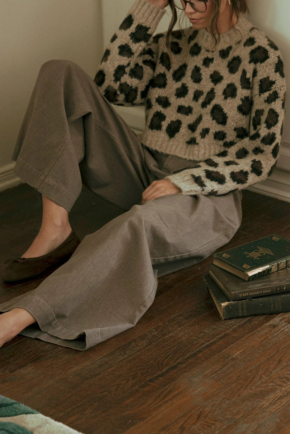 Fuzzy Leopard Print Cropped Sweater