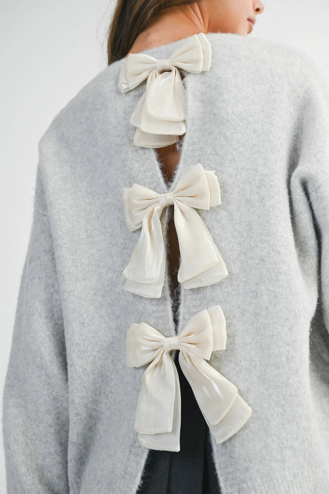 Back Bow Detail Open Slit Knit Pullover Sweater