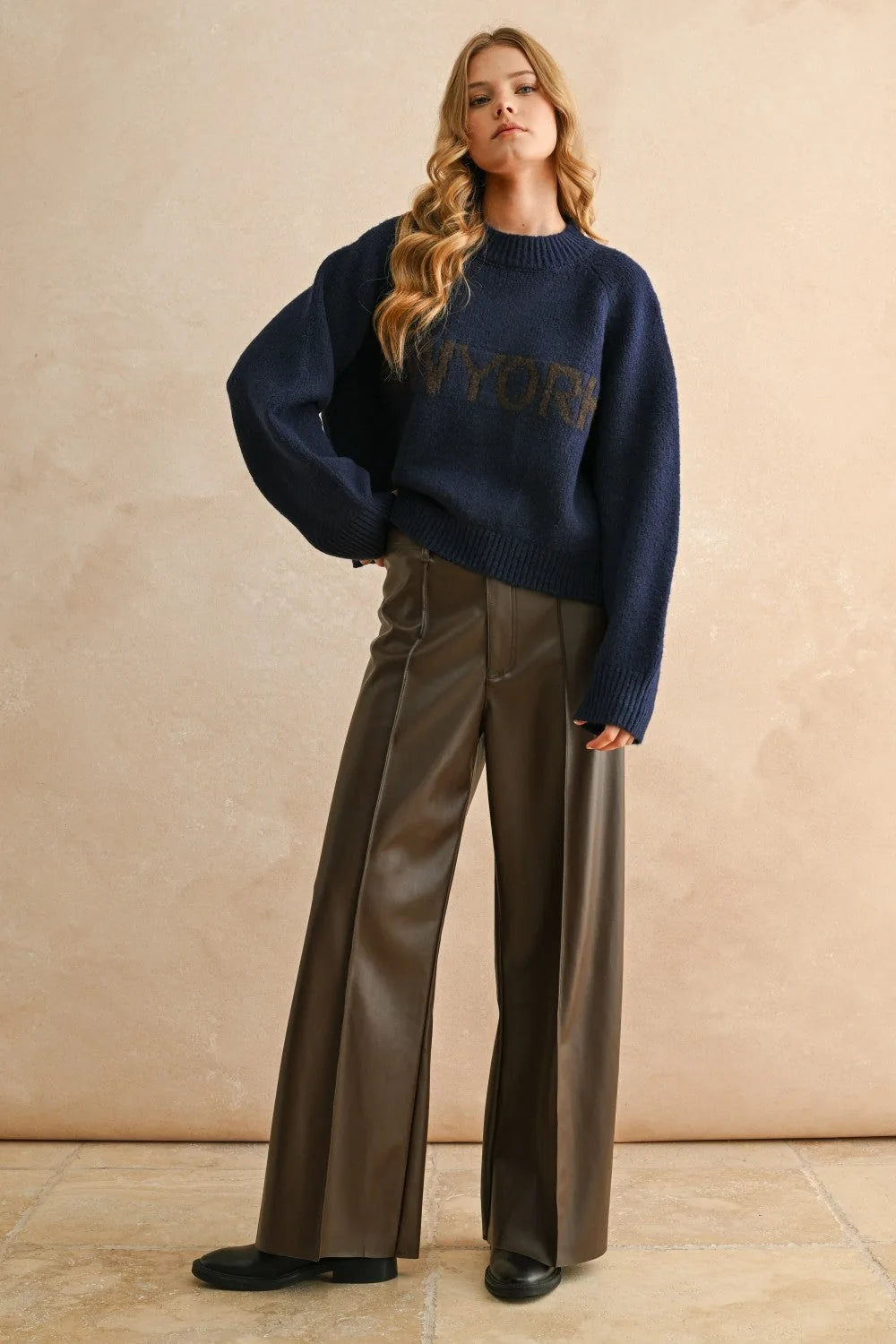 City Script Knit Sweater – London / Paris