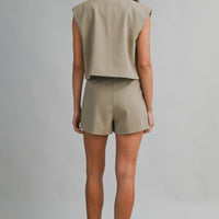 Chic Sleeveless Blazer Vest with Pleated Shorts Set