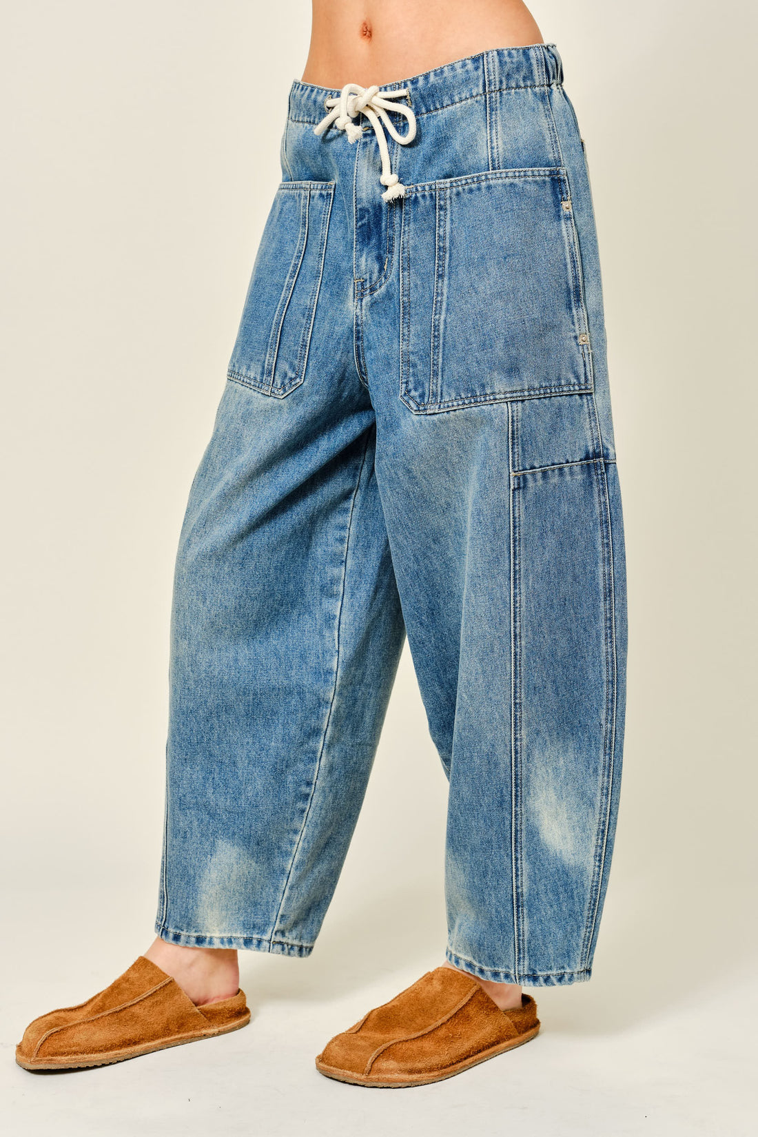 Balloon Fit Wide Leg Barrel Jeans