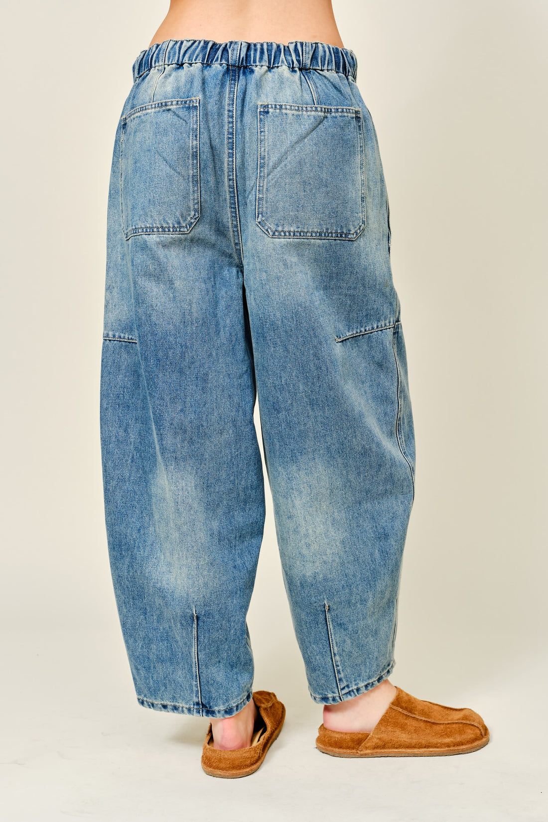 Balloon Fit Wide Leg Barrel Jeans