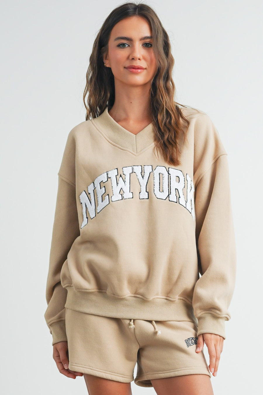 New York V Neck Sweatshirt