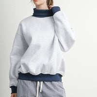 Contrast Turtleneck Oversized Sweatshirt