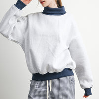 Contrast Turtleneck Oversized Sweatshirt