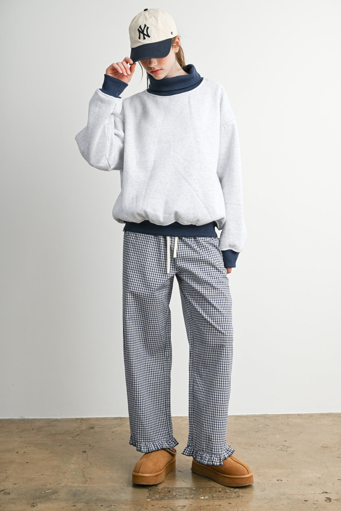 Contrast Turtleneck Oversized Sweatshirt