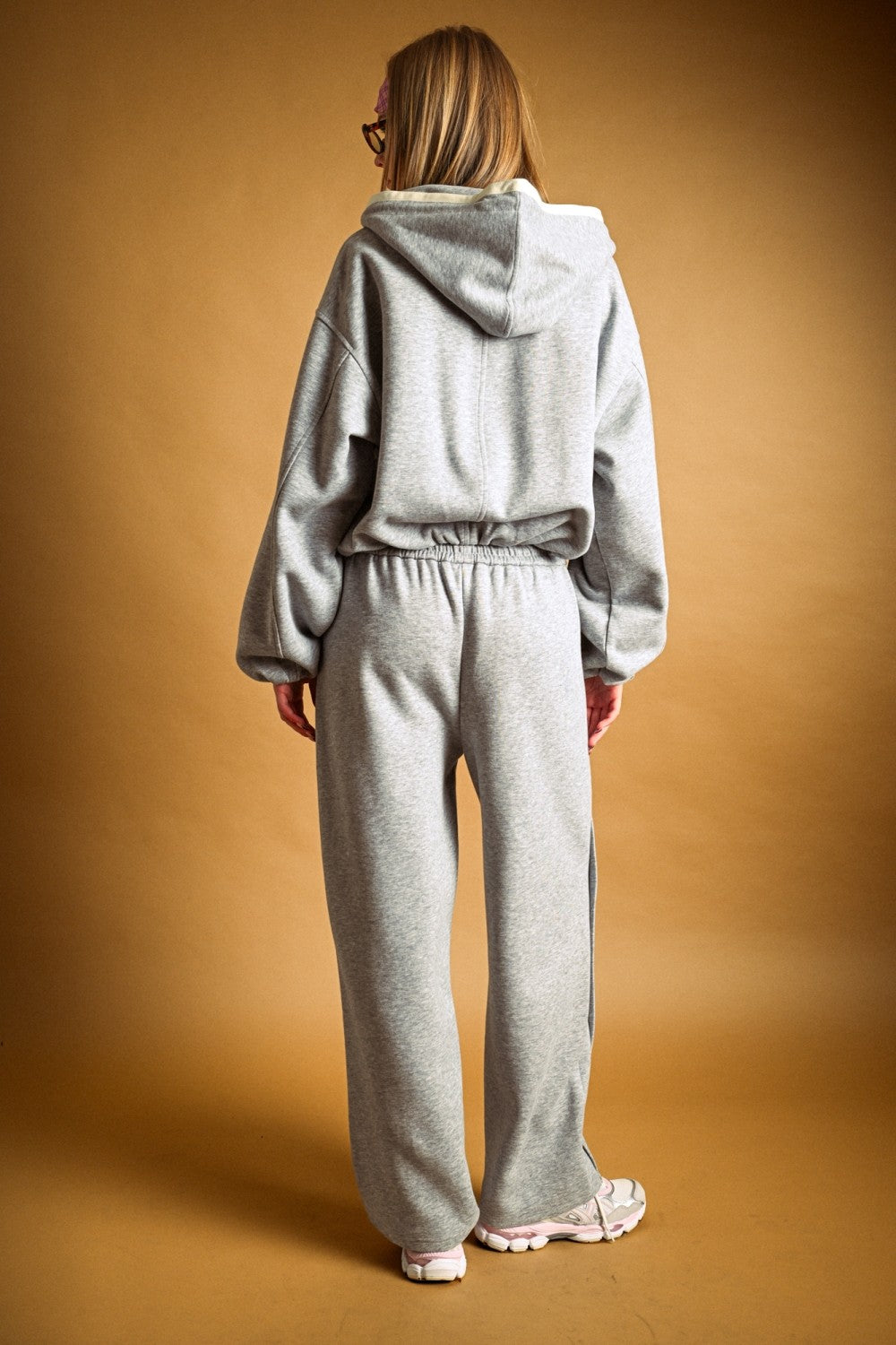 Women’s Wide Leg Fleece Sweatpants