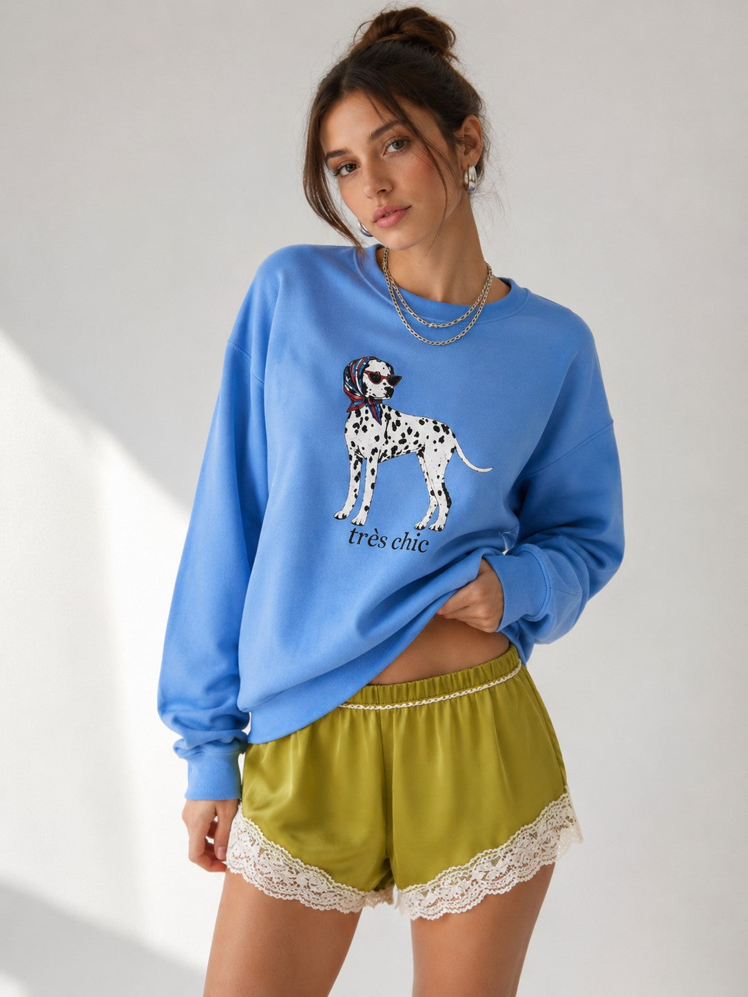 Très Chic Dalmatian Oversized Graphic Sweatshirt