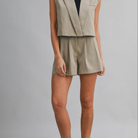 Chic Sleeveless Blazer Vest with Pleated Shorts Set
