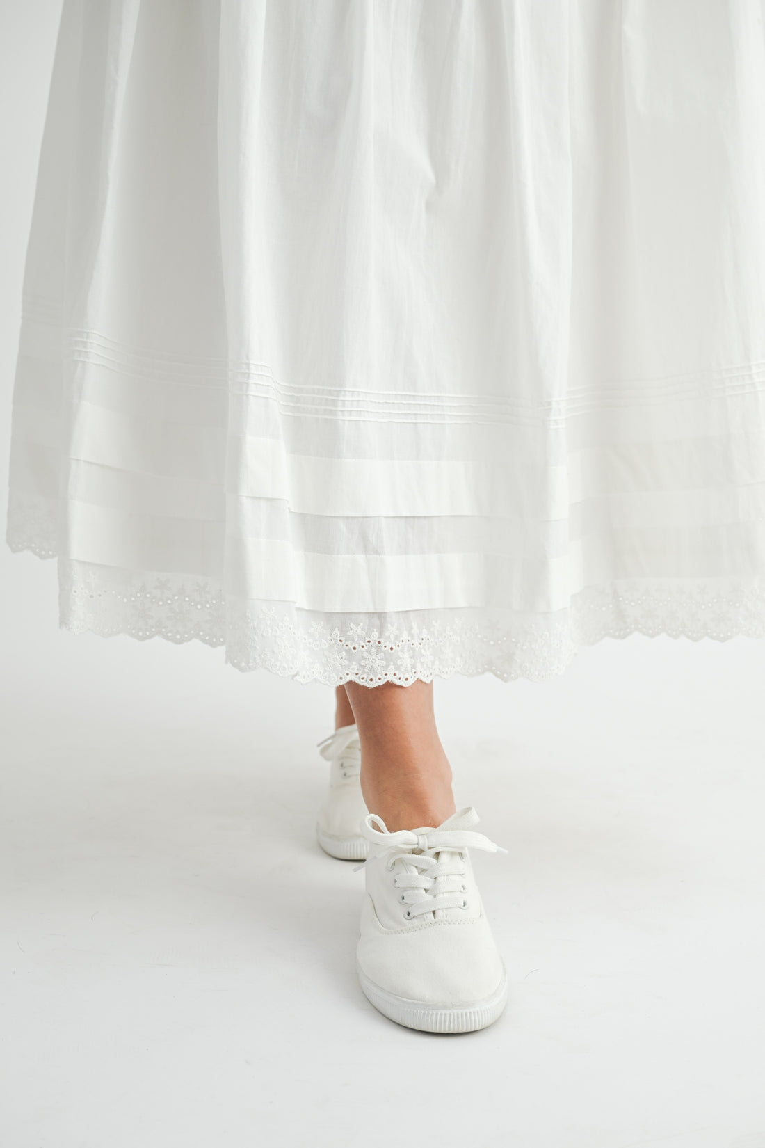 White Tiered Midi Skirt with Elastic Waist & Lace Hem