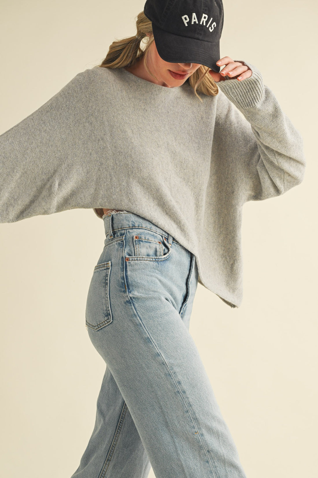 Lightweight Cropped Knit Sweater – Relaxed Fit Soft Pullover