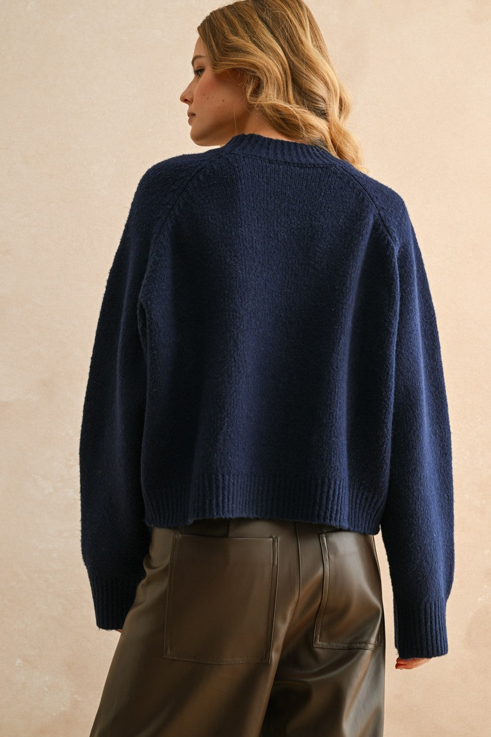 City Script Knit Sweater – London / Paris