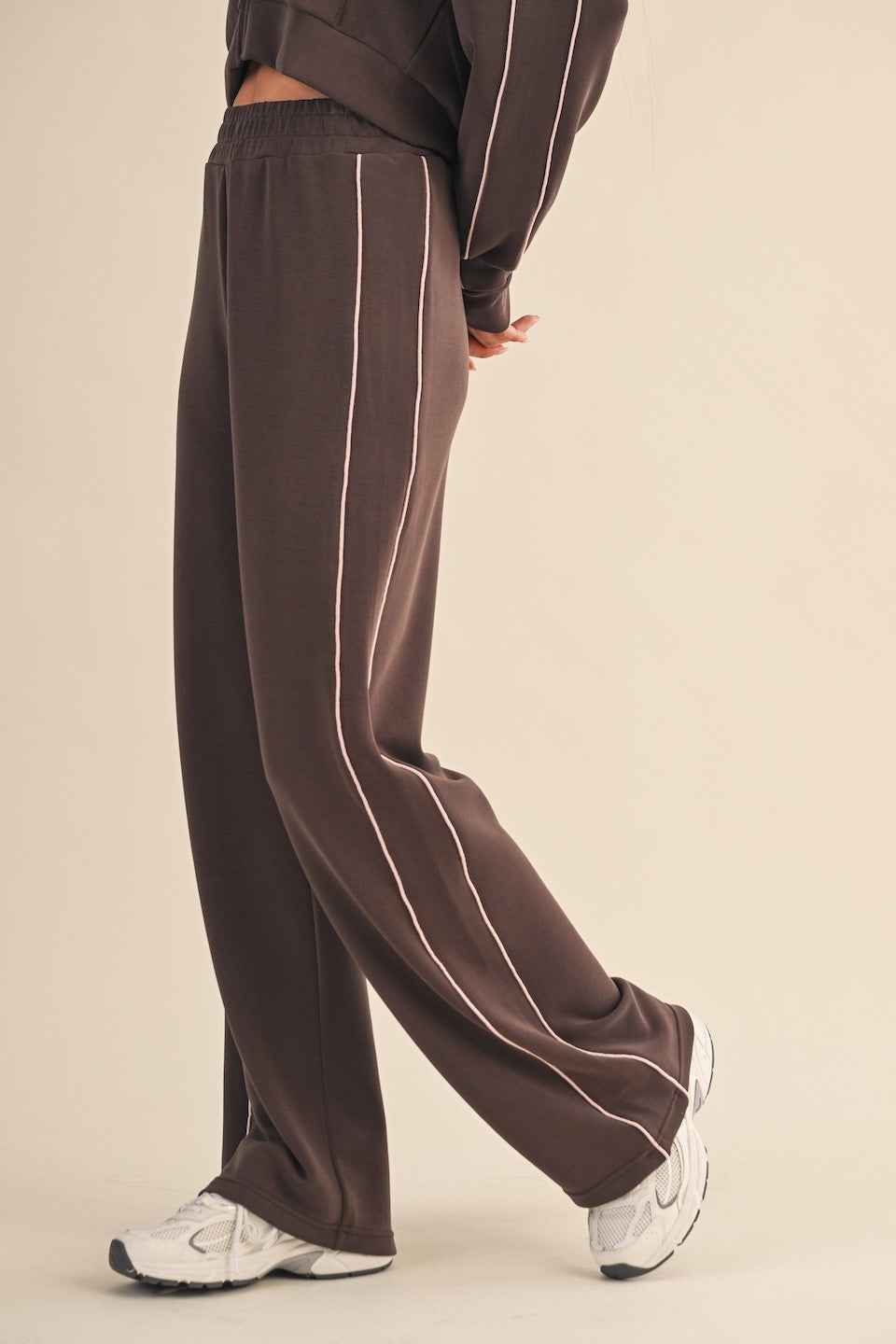 Super Soft Contrast Piping Wide-Leg Lounge Pants